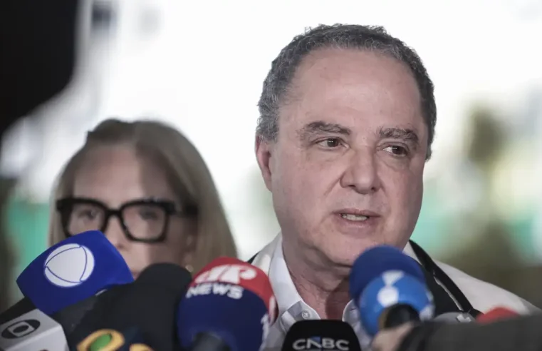 Lula faz “pit stop” médico, tira lesão e promete voltar à rotina e possivelmente de chapéu