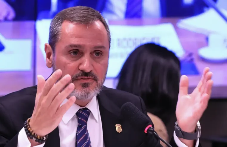 Brasil aplica “lei do troco” e retira credenciais de agente dos EUA na PF