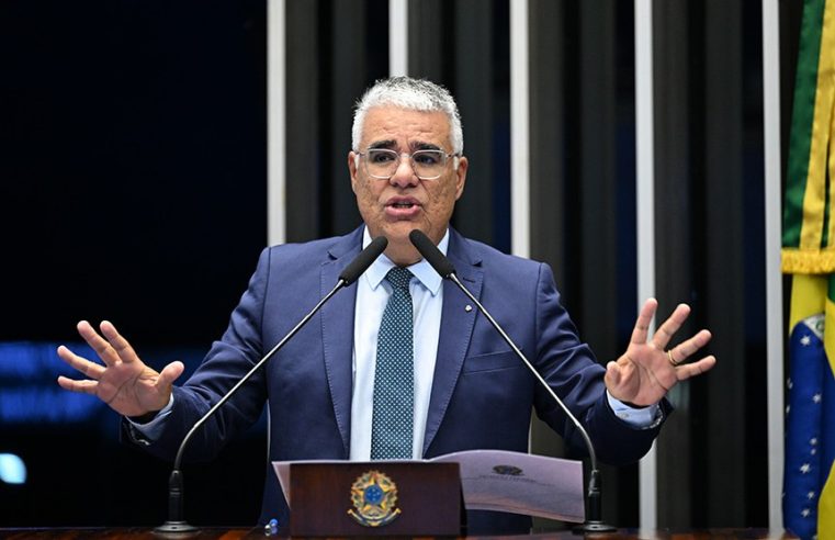 Senado descobre que tem poderes, mas esqueceu onde guardou o manual