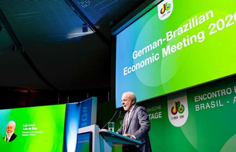 Lula promete “lei do troco” após episódio com delegado e EUA descobrem o sabor da reciprocidade