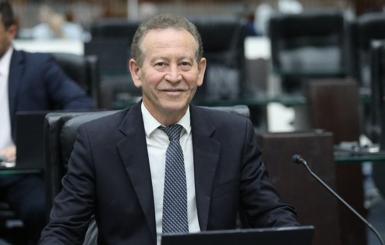 Deputado celebra 79 anos da APP e relembra conquistas e discursos que nunca se aposentam