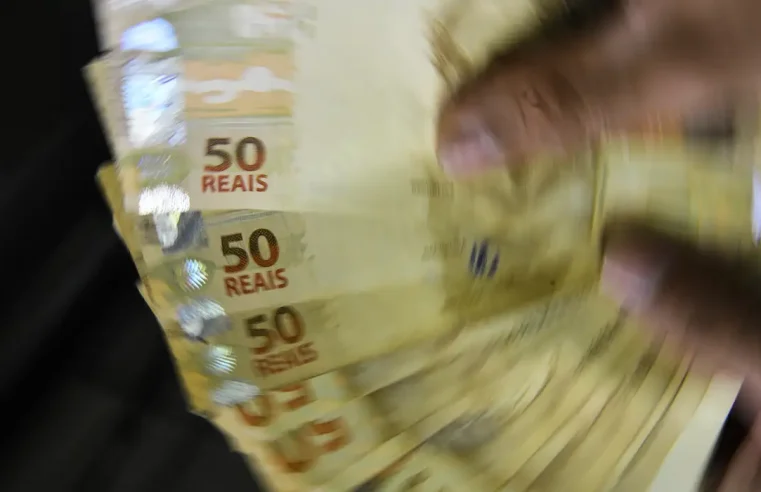 Corte “homeopático” da Selic irrita geral: economia segue na UTI e remédio vem em conta-gotas