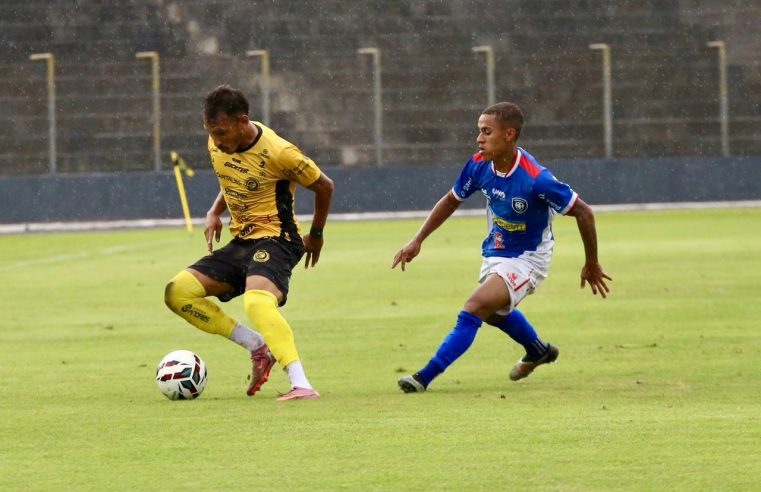Cascavel pressiona, perde gols e descobre que futebol não é por pontos de “quase”