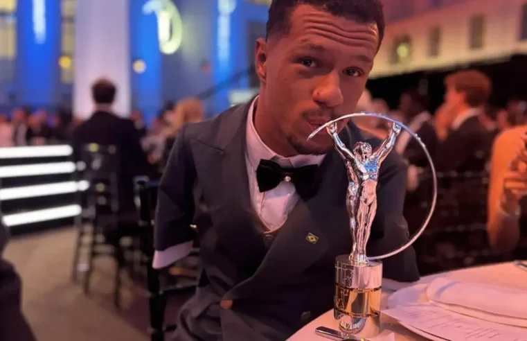 Gabrielzinho ganha “Oscar do esporte” e faz o mundo inteiro nadar atrás do próprio talento