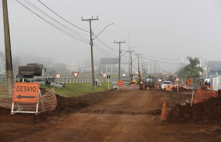 Asfalto novo pra acabar com o “desvio no capricho” na BR-277 em Cascavel