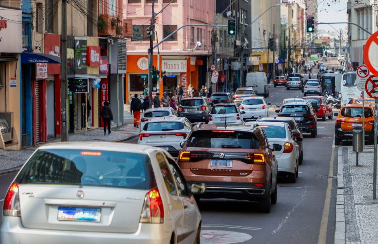 Última chamada pro IPVA: quem tem placa 3 e 4 precisa acertar as contas hoje para não ficar a pé