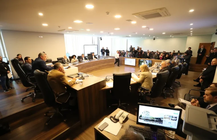 Piazada se reuniu e o tempo fechou: Conselho de Ética decide dar um “corretivo” em Renato Freitas