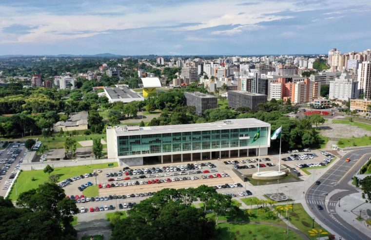GOVERNO NOMEIA MAIS DE 1,6 MIL SERVIDORES