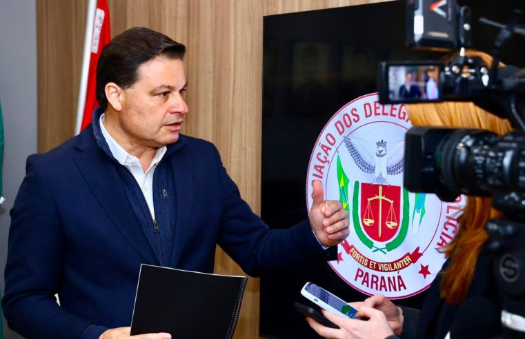 Sandro Alex destaca contratação de 311 delegados e defende continuidade dos investimentos na Polícia Civil