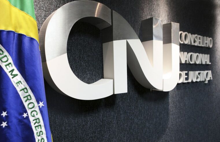 CNJ faz operação em gabinete de desembargador ligado a Nunes Marques